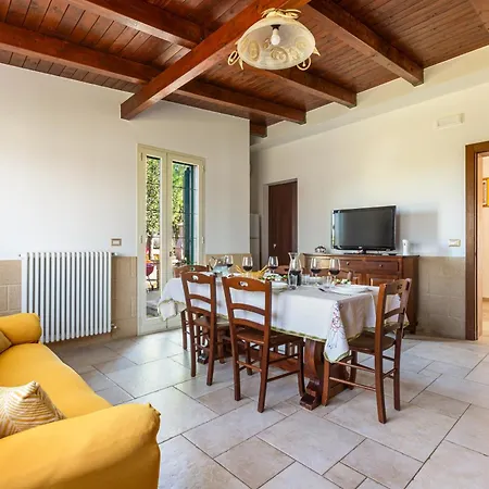 Lina Con Piscina Privata Apartament